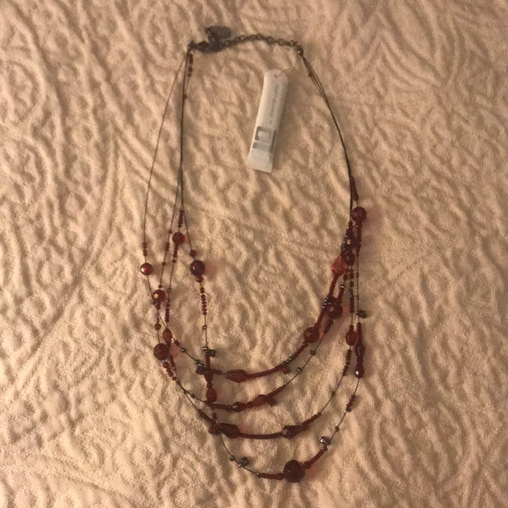 Jennifer Lopez Necklace 7$